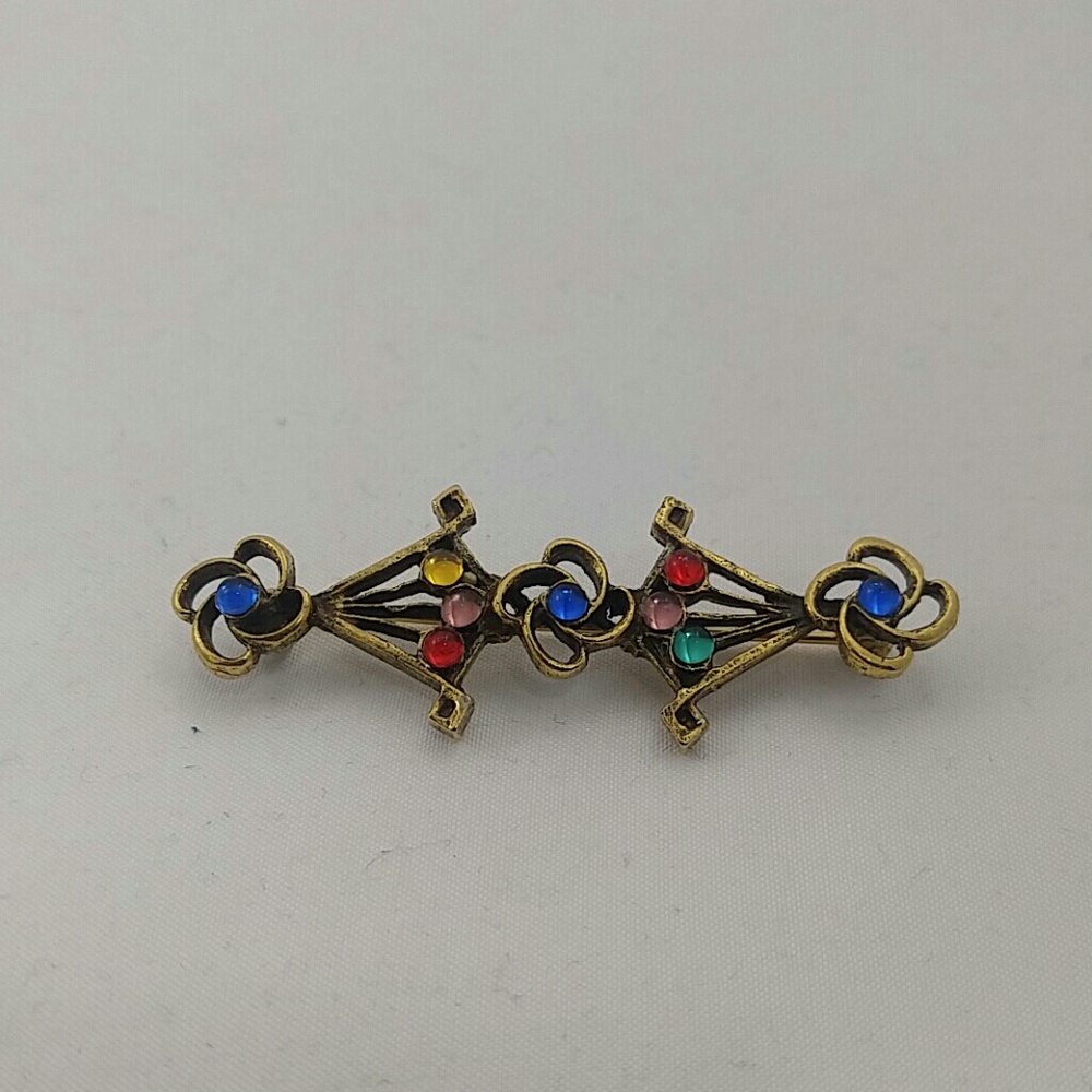 Multi colored pin